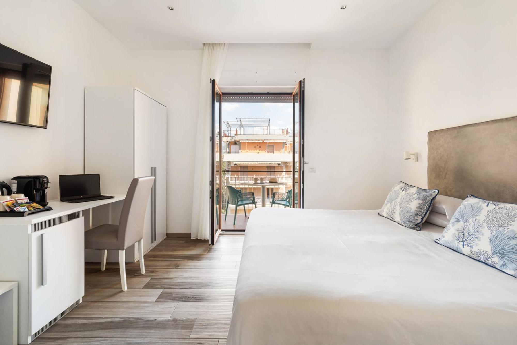 Yourhome - Maison Degli Aranci ซอร์เรนโต ภายนอก รูปภาพ