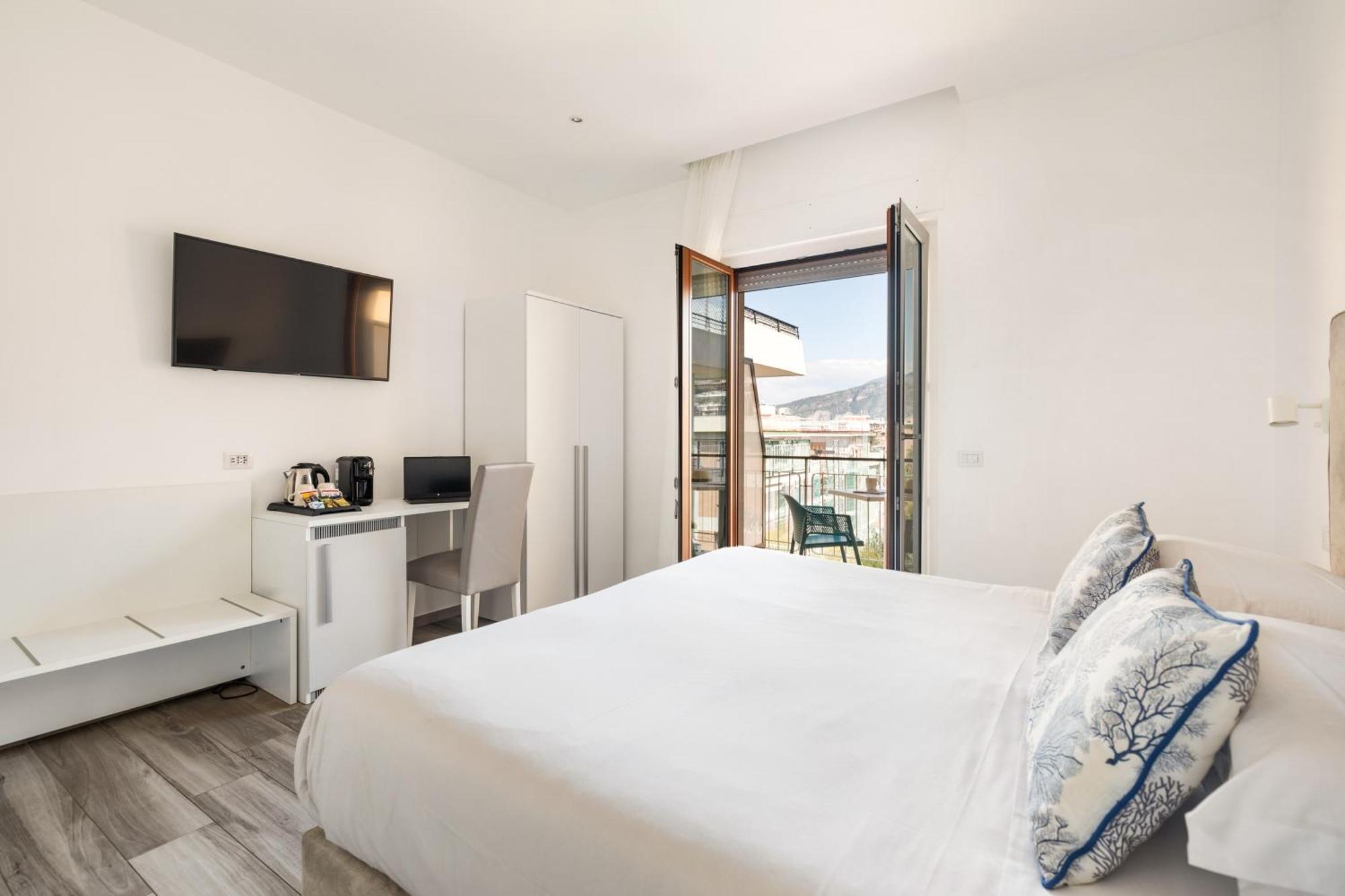 Yourhome - Maison Degli Aranci ซอร์เรนโต ภายนอก รูปภาพ